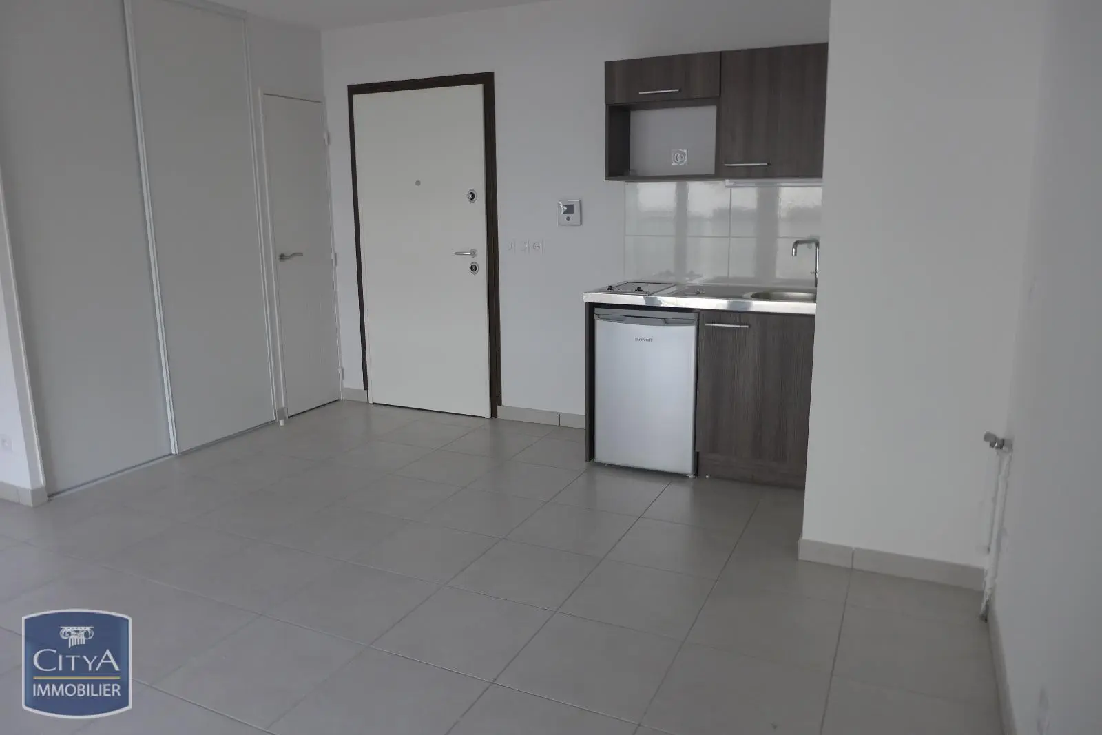 Photo 1 Appartement 1 pièce 35.42m²