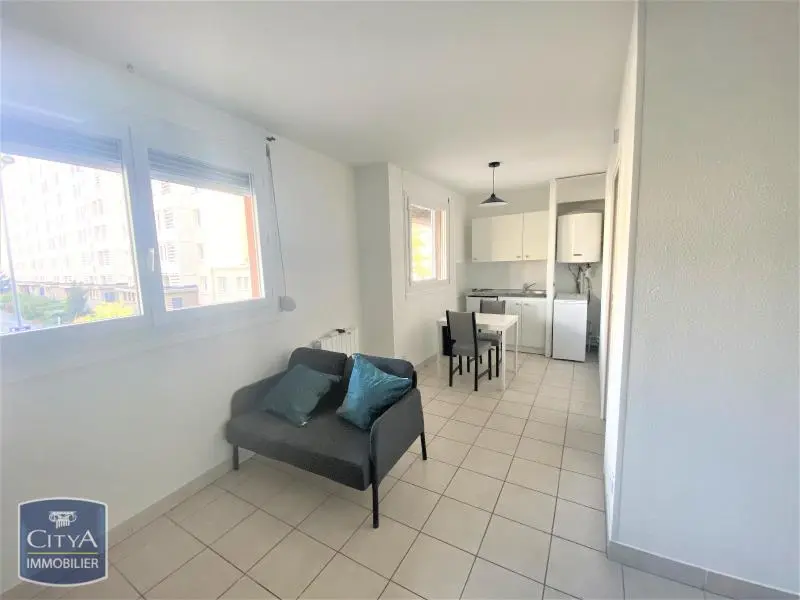 Photo 3 Appartement 1 pièce 27.56m²