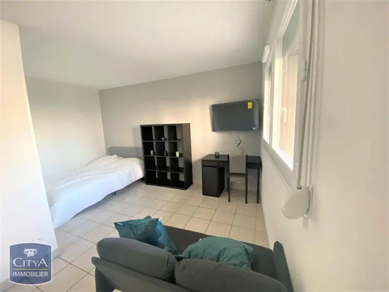 Photo 1 Appartement 1 pièce 27.56m²