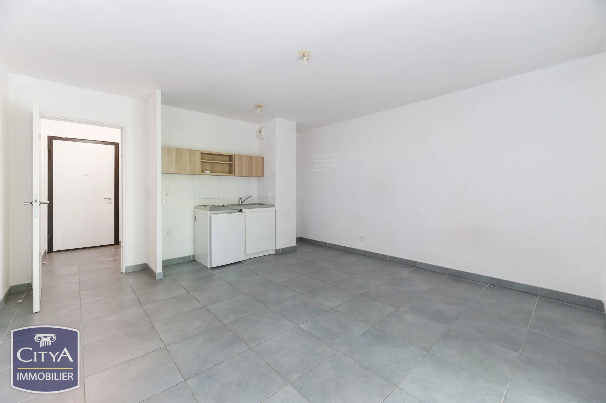 Photo 3 Appartement 1 pièce 27.05m²