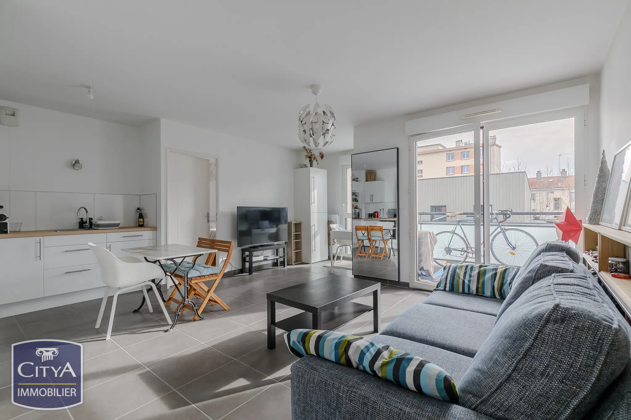 Photo 1 Appartement 2 pièces 43.21m²