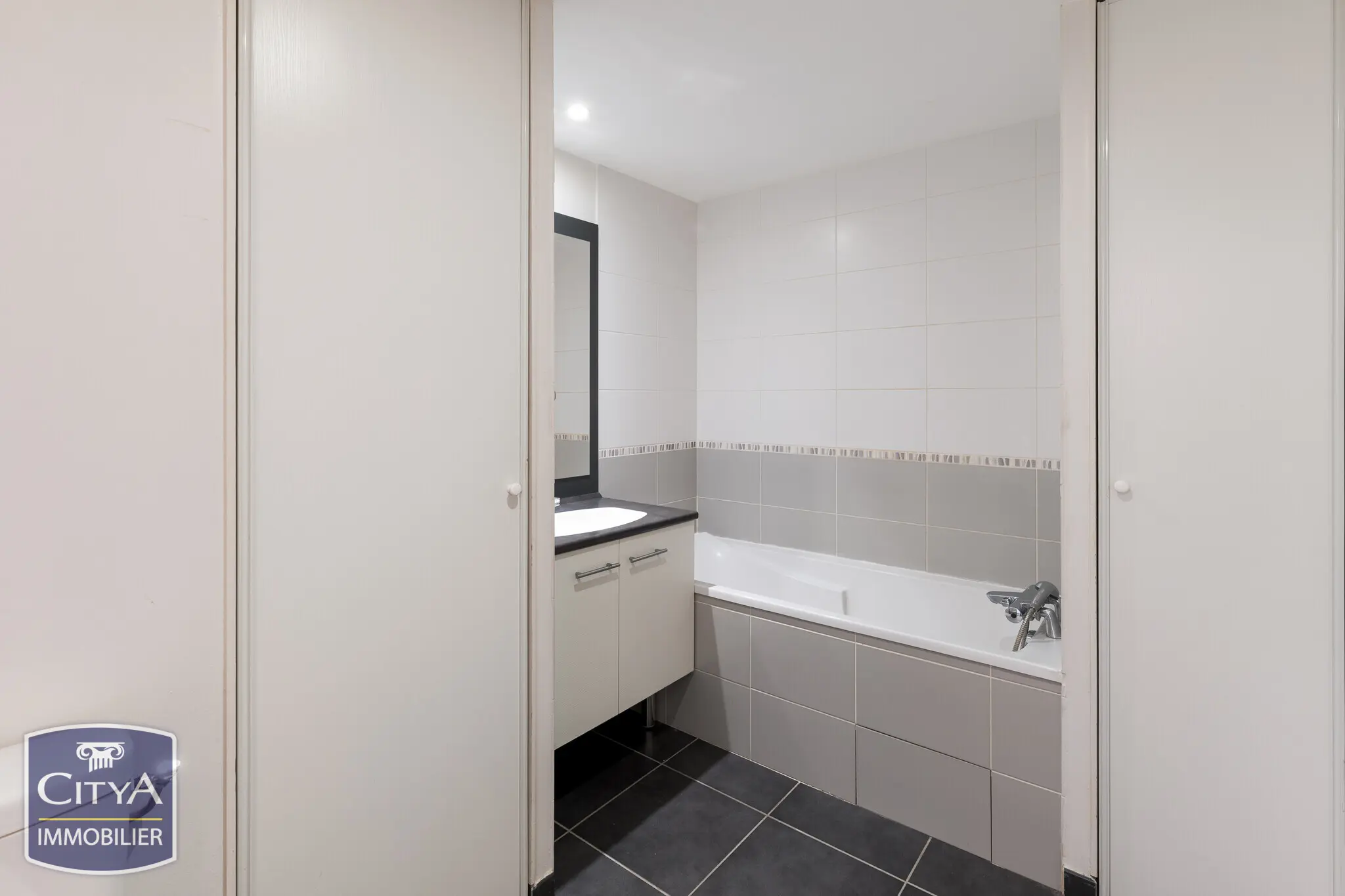 Photo 5 Appartement 1 pièce 27.05m²