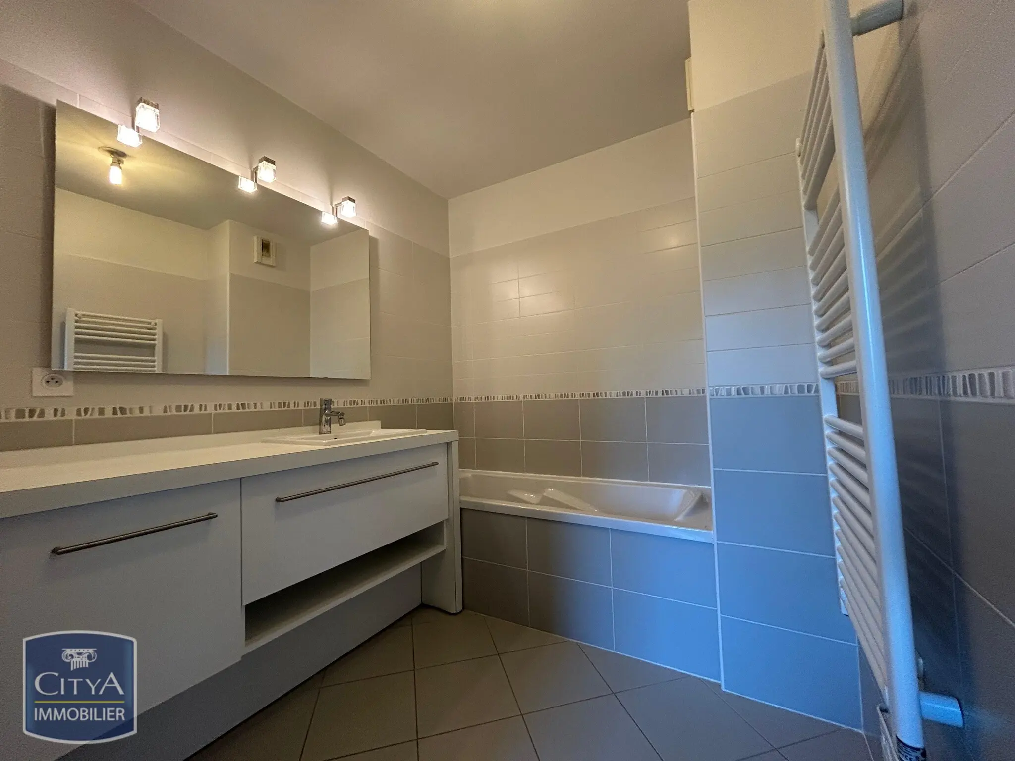 Photo 5 Appartement 2 pièces 46m²