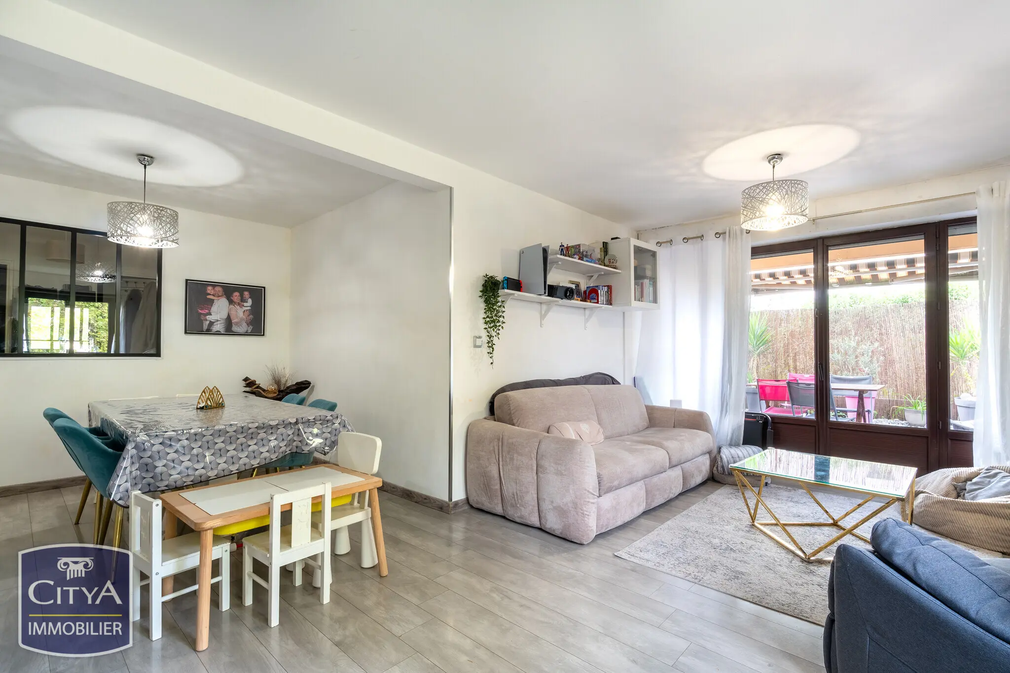 Photo 3 Appartement 3 pièces 77m²