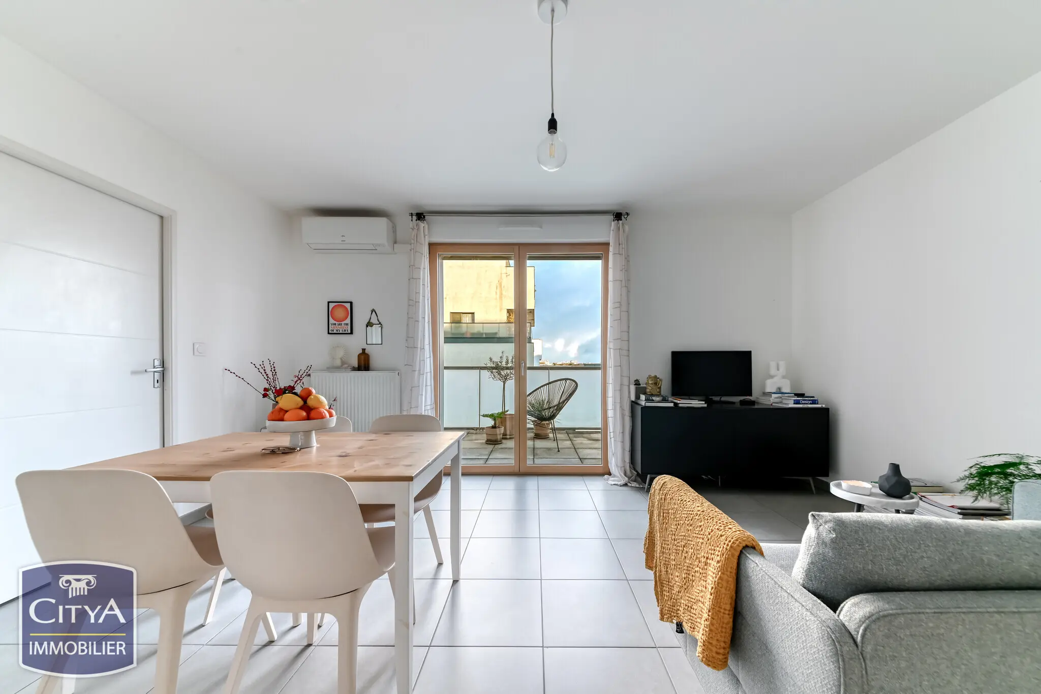 Photo 2 Appartement 2 pièces 41m²