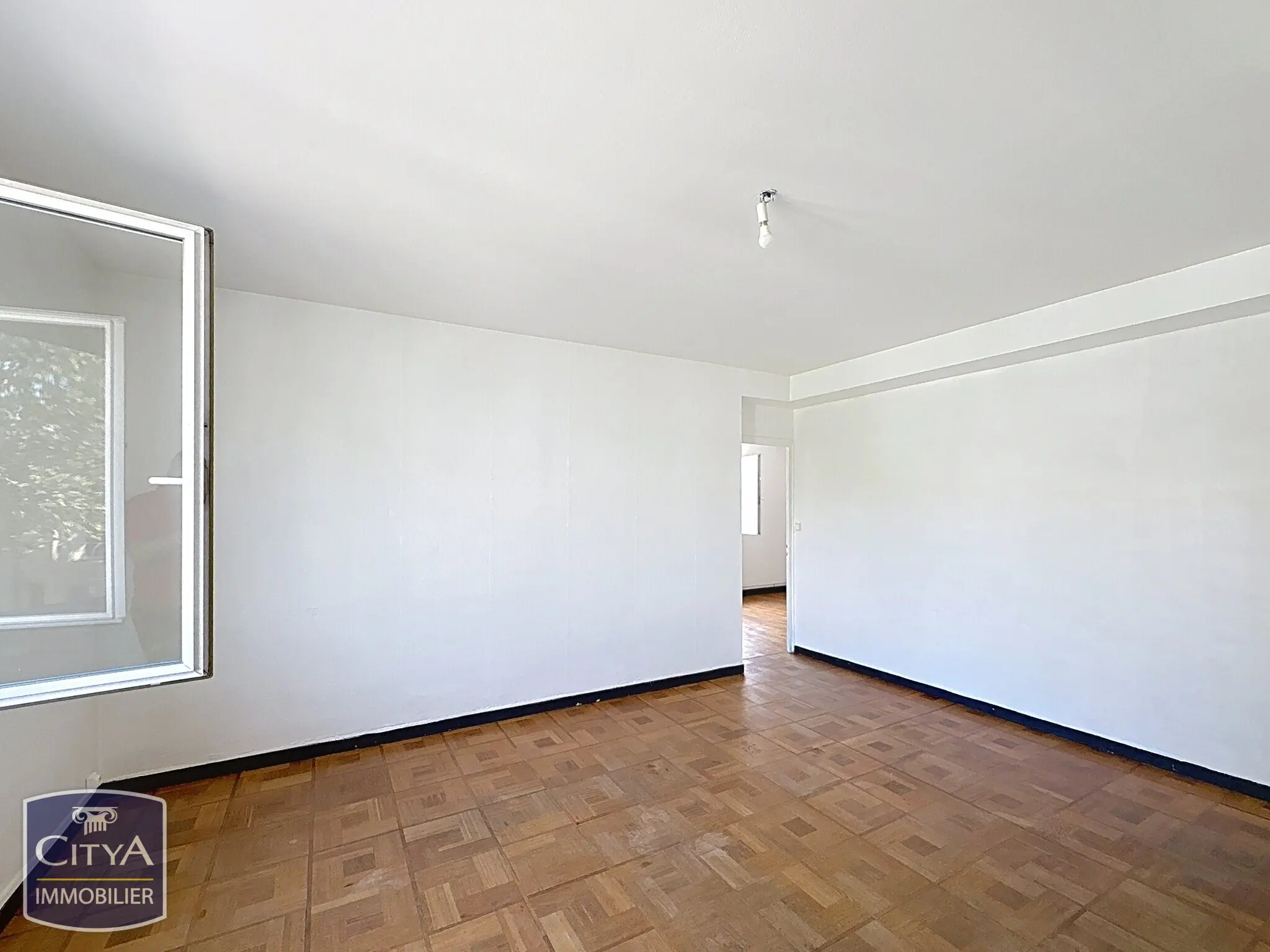 Photo 2 Appartement 4 pièces 81m²