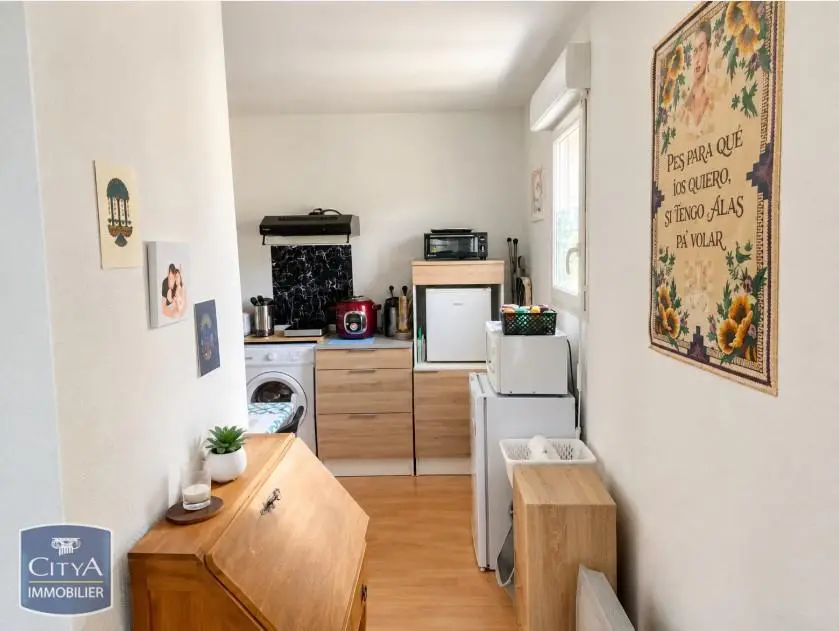 Photo 2 Appartement 1 pièce 23.82m²