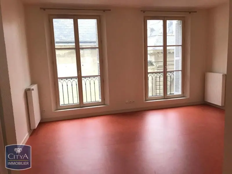Photo 1 Appartement 1 pièce 36.1m²