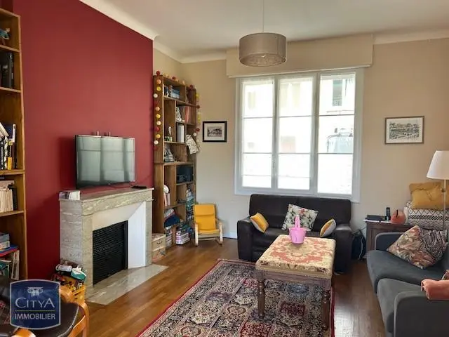 Photo 1 Maison 5 pièces 160.74m²