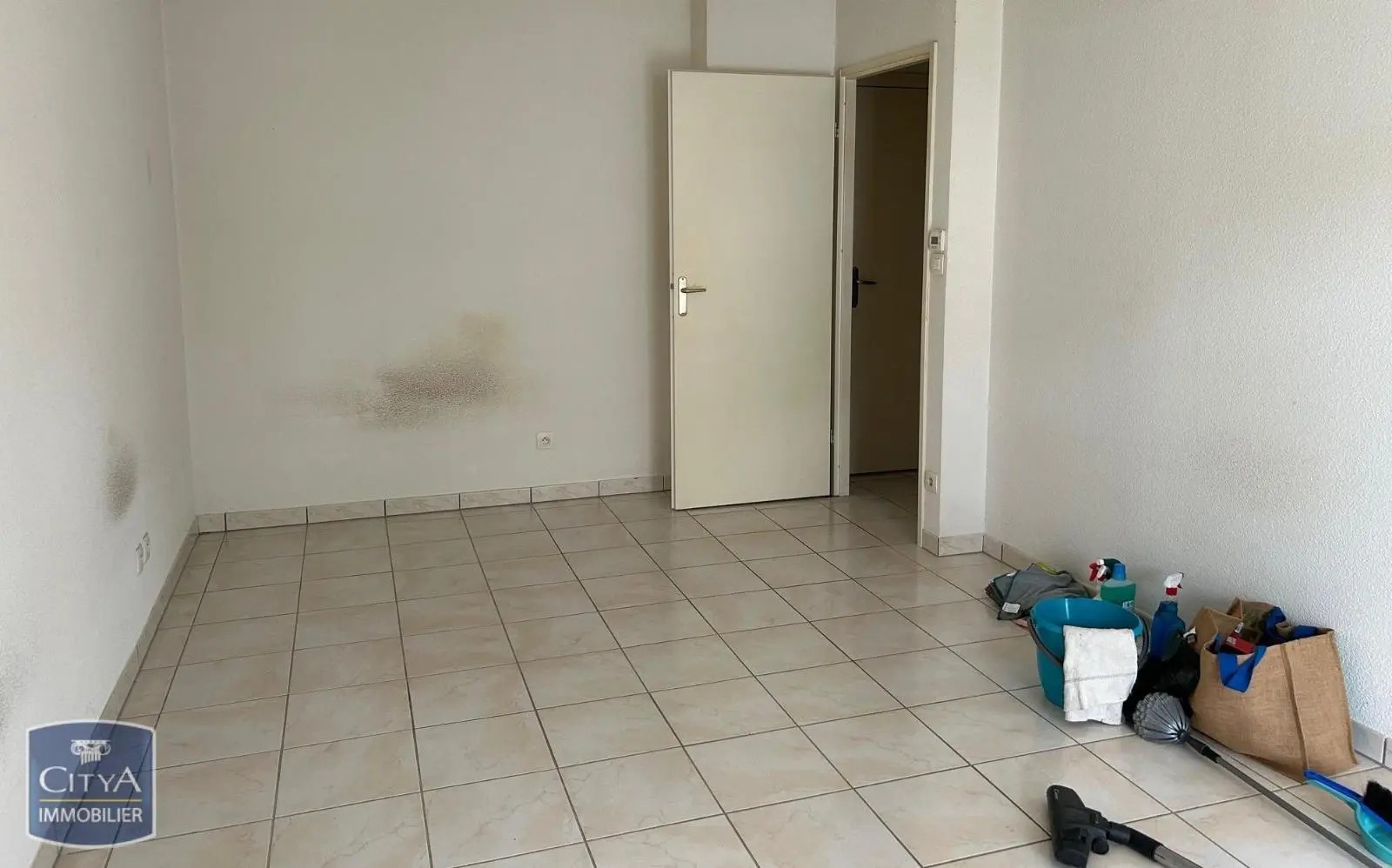 Photo 4 Appartement 1 pièce 28.48m²