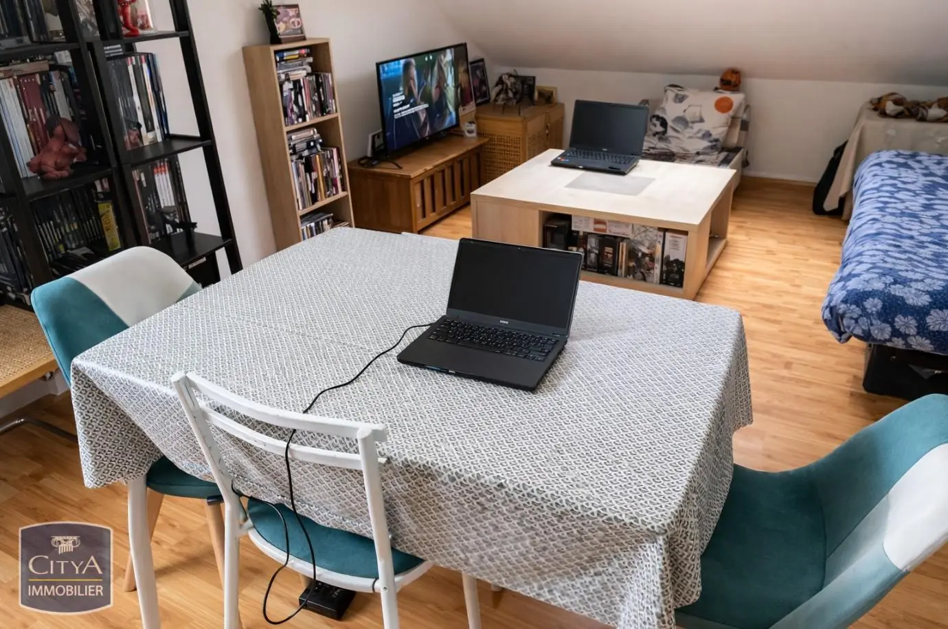 Photo 2 Appartement 1 pièce 28.39m²