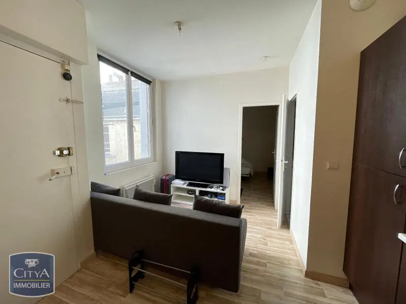 Photo 3 Appartement 2 pièces 27.8m²
