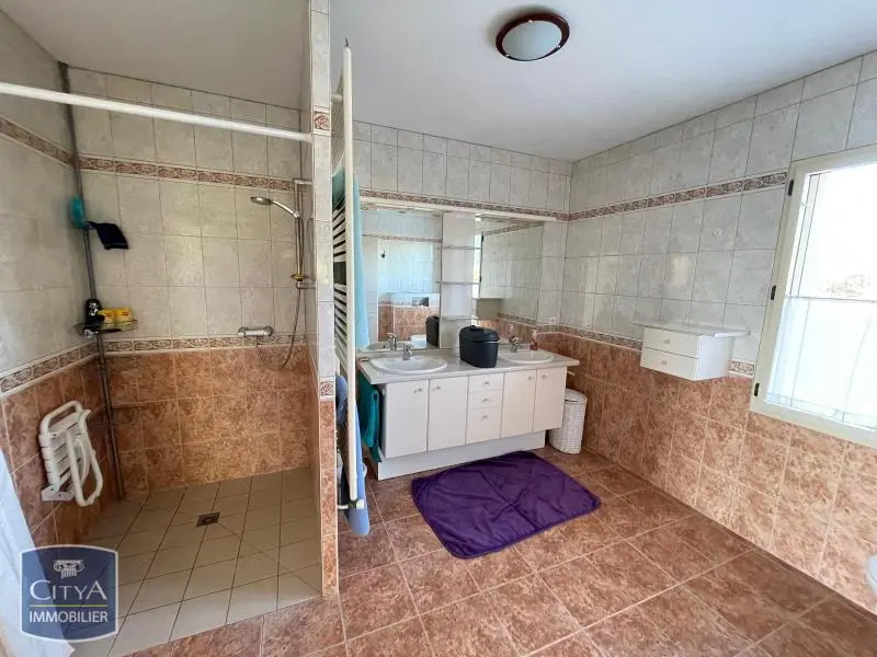 Photo 8 Maison 5 pièces 167.73m²