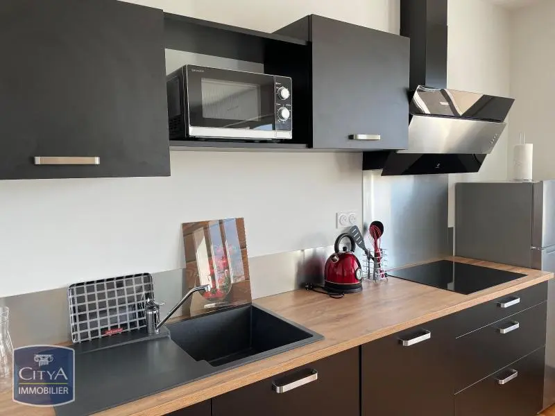 Photo 3 Appartement 6 pièces 13.99m²