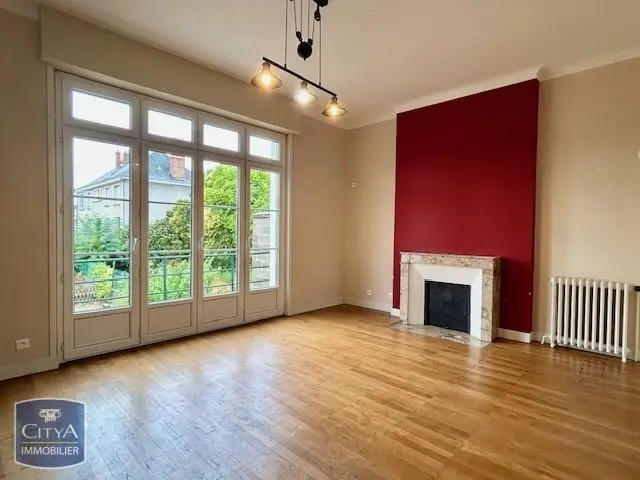 Photo 1 Maison 5 pièces 160.74m²