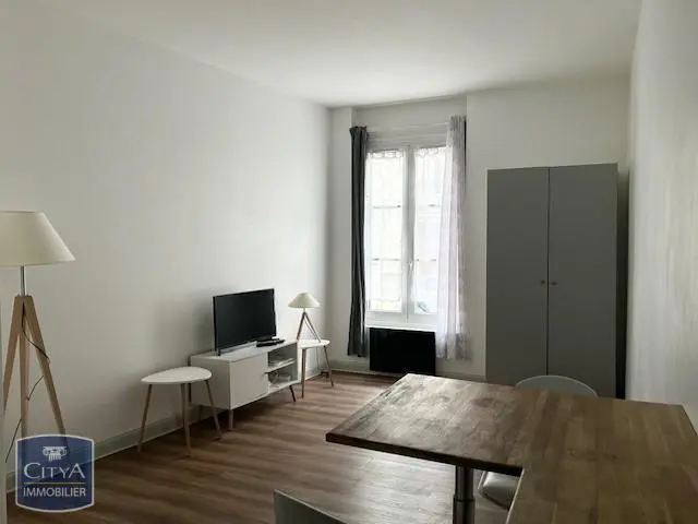 Photo 2 Appartement 1 pièce 20.68m²