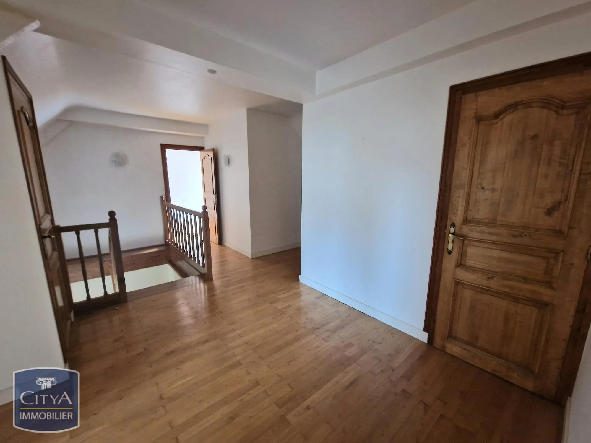 Photo 11 Maison 6 pièces 165m²