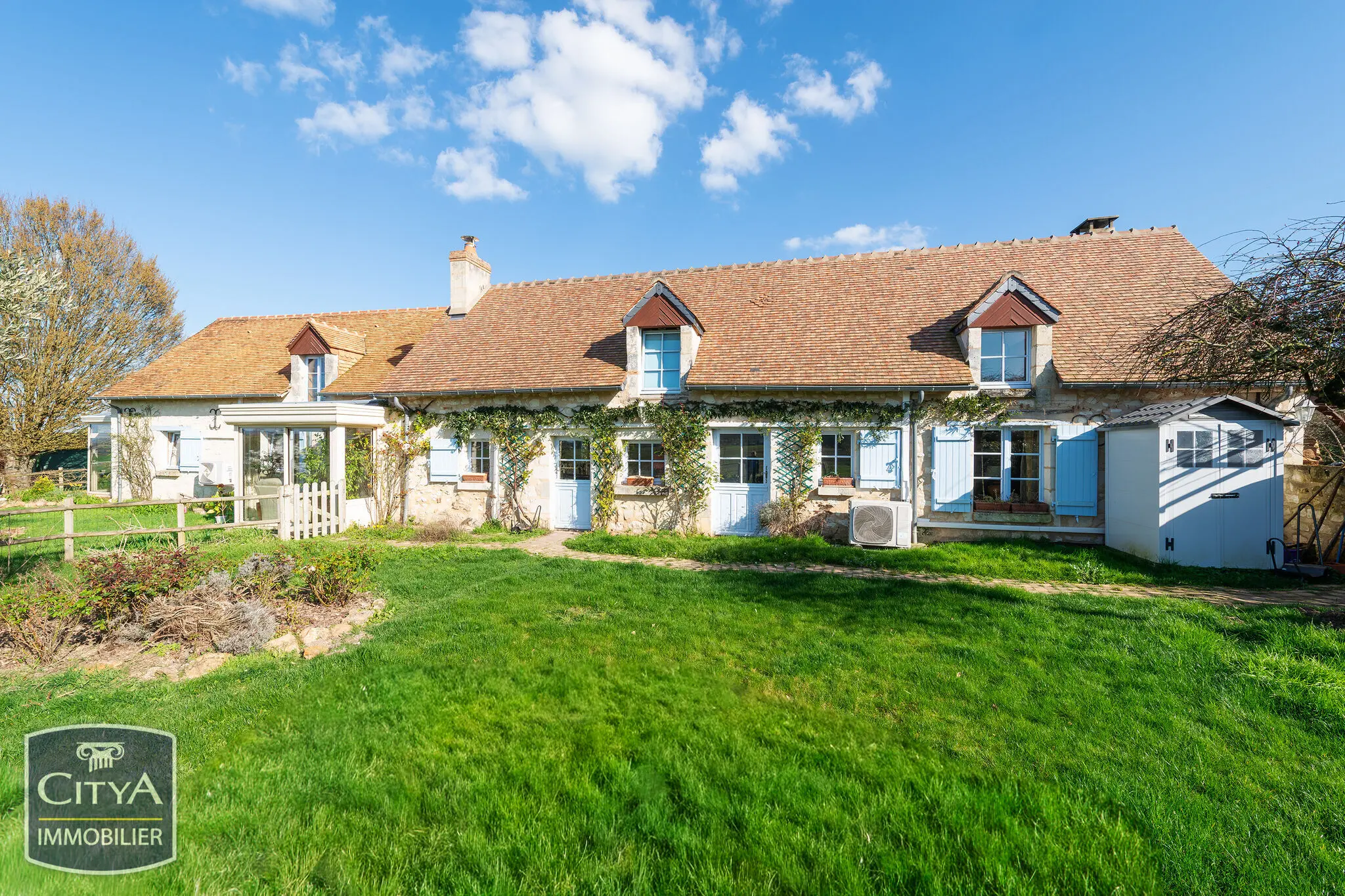 Photo 1 Maison 8 pièces 173m²