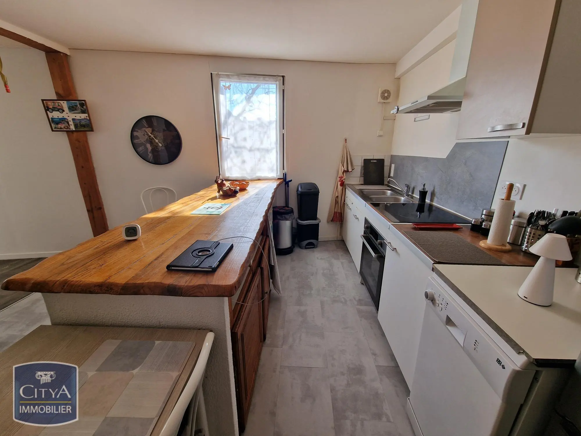 Photo 5 Immeuble 250m²