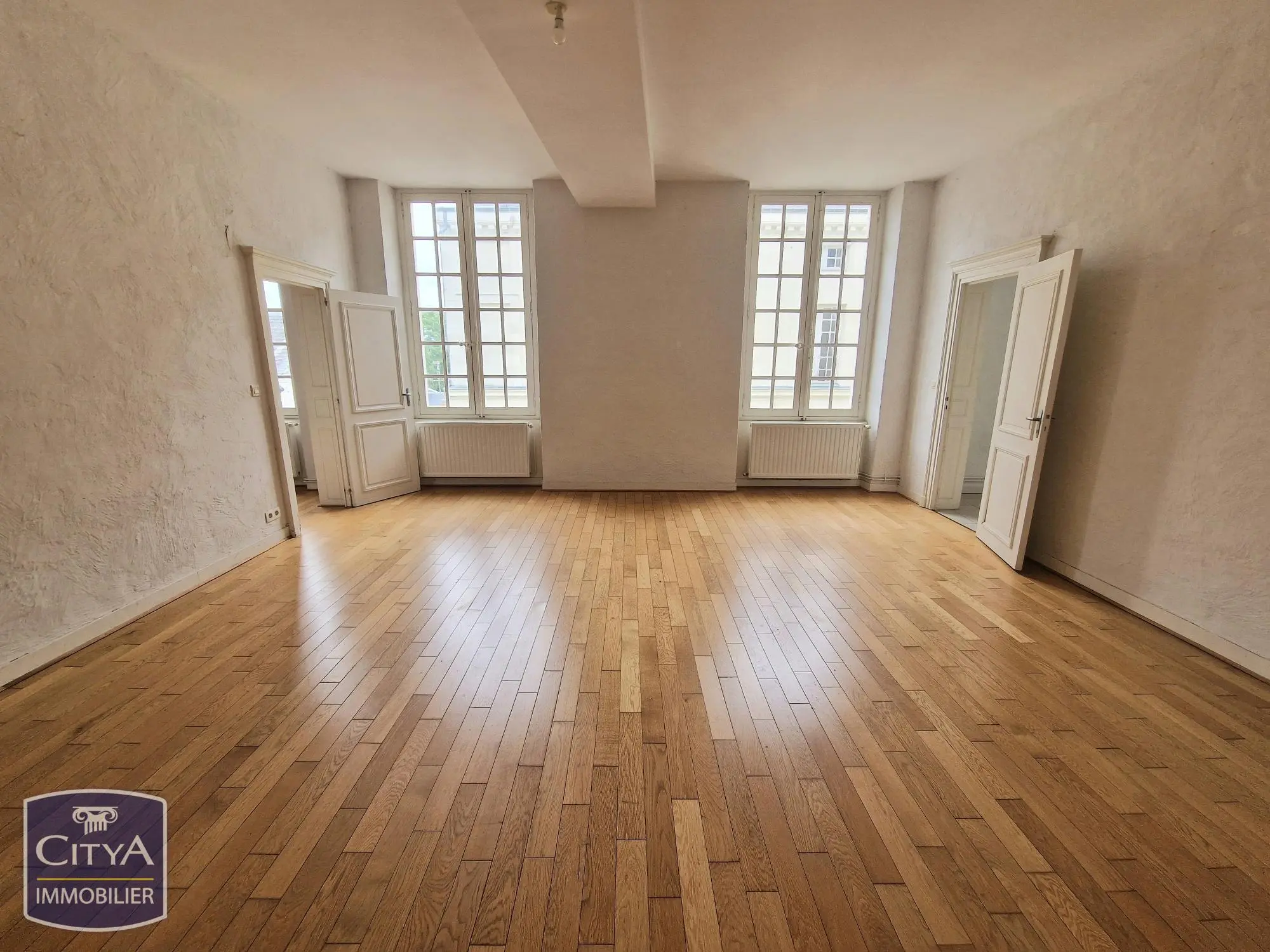 Photo 1 Appartement 2 pièces 77.5m²