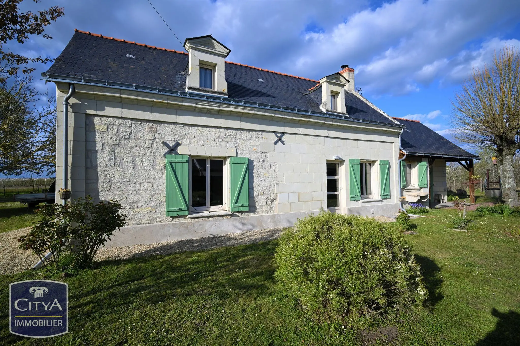 Photo 1 Maison 5 pièces 122m²