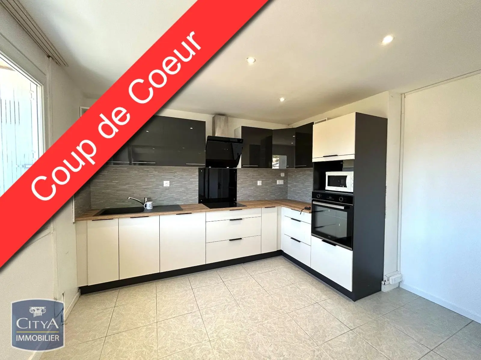 Photo 1 Appartement 5 pièces 92.63m²