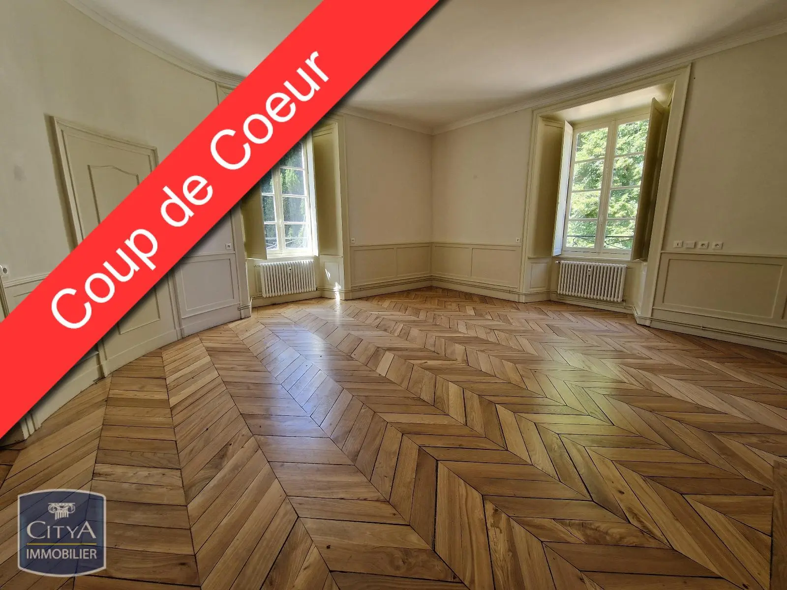 Photo 1 Appartement 5 pièces 142.31m²