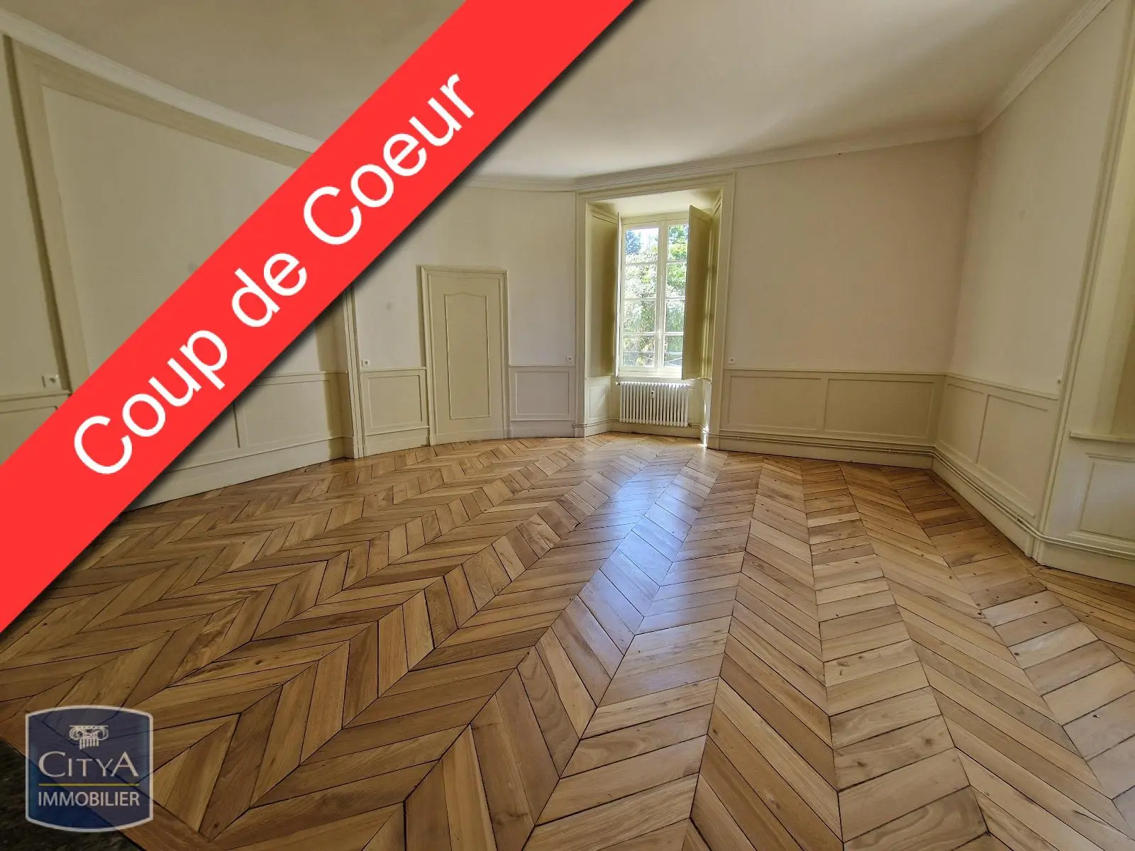 Photo 1 Appartement 5 pièces 142.31m²