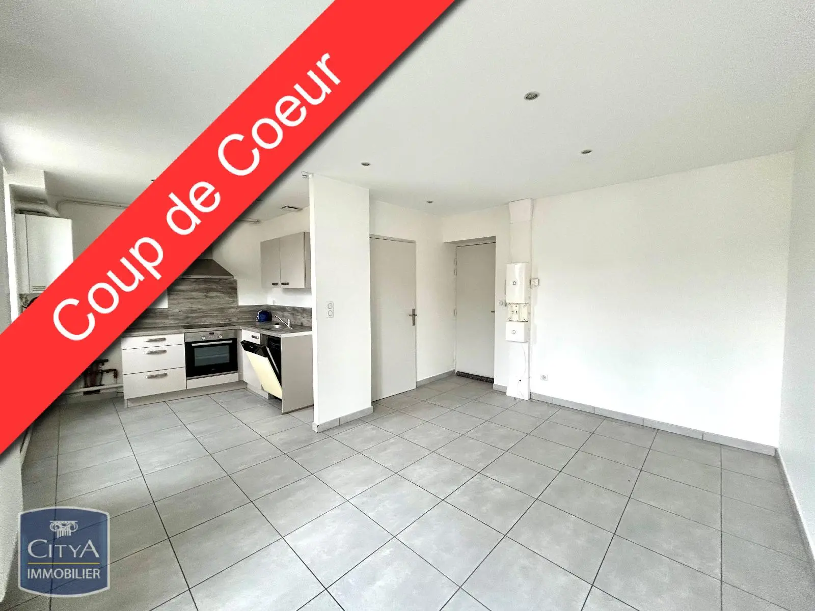 Photo 1 Appartement 2 pièces 37.76m²