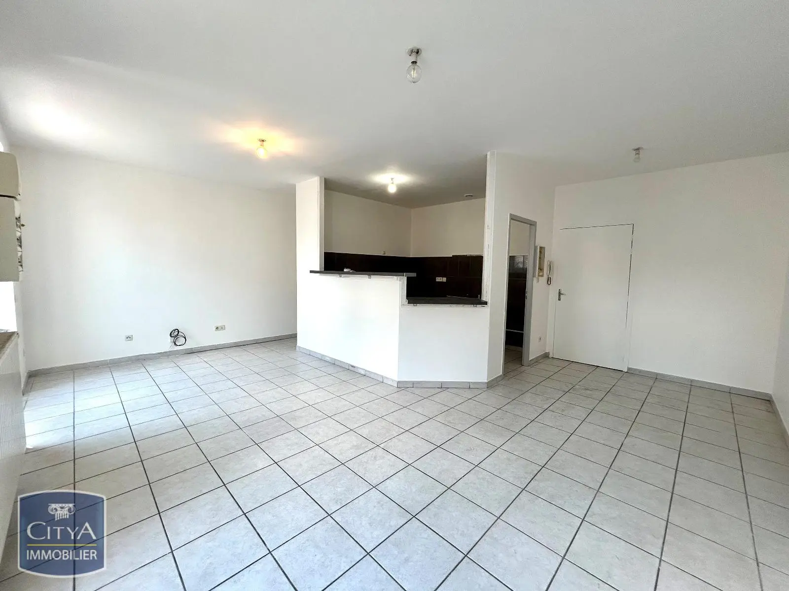 Photo 2 Appartement 4 pièces 76.83m²