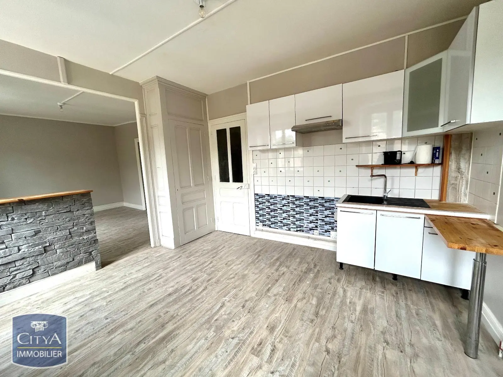 Photo 2 Appartement 4 pièces 94.55m²