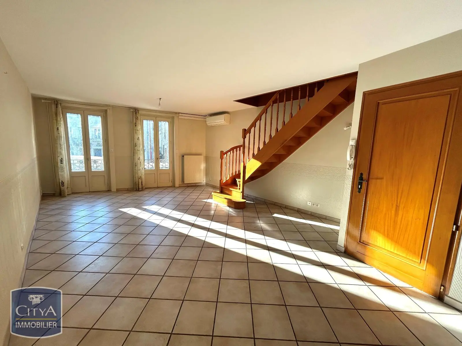 Photo 1 Appartement 4 pièces 99.86m²