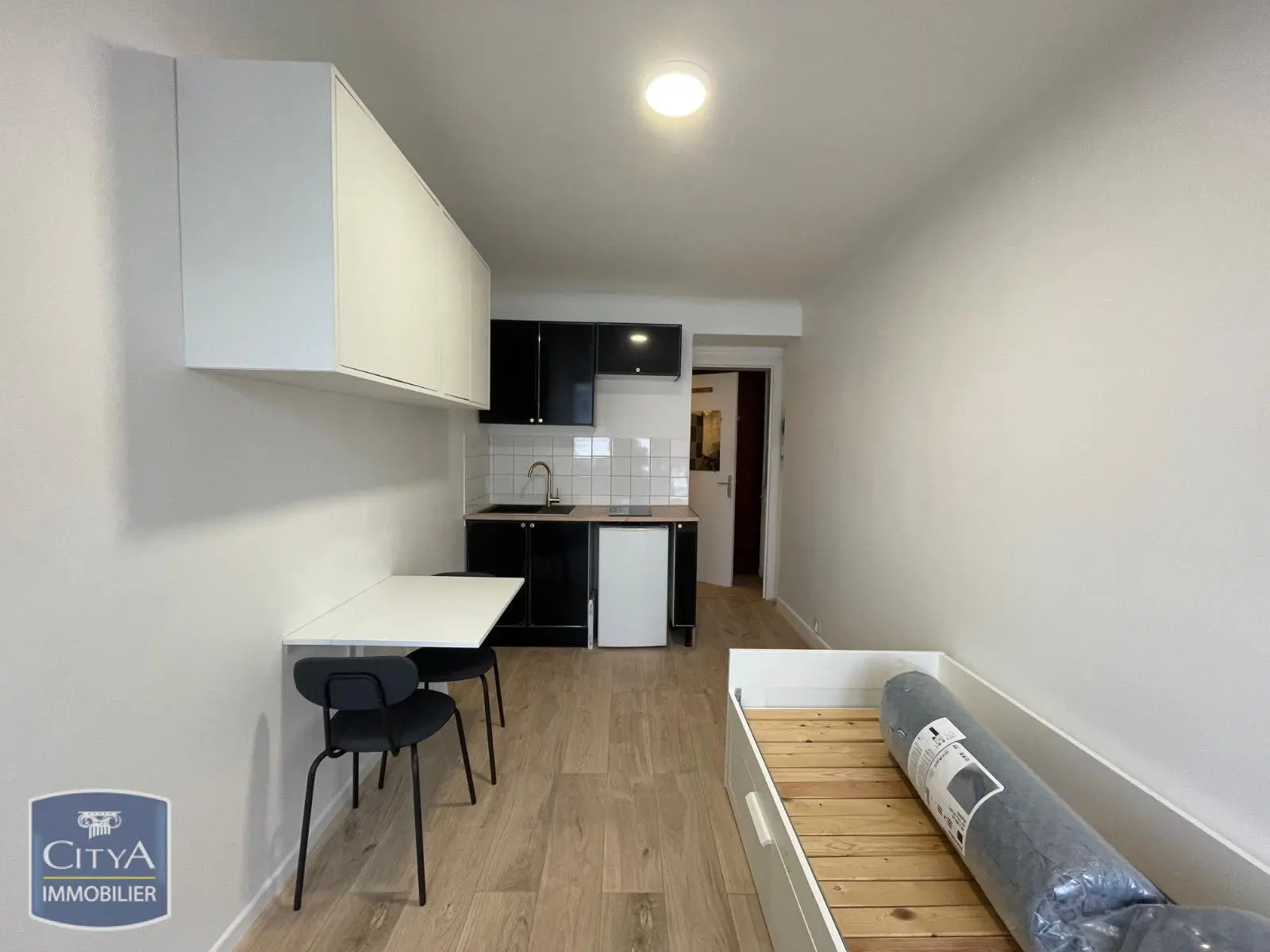 Photo 1 Appartement 1 pièce 13.48m²