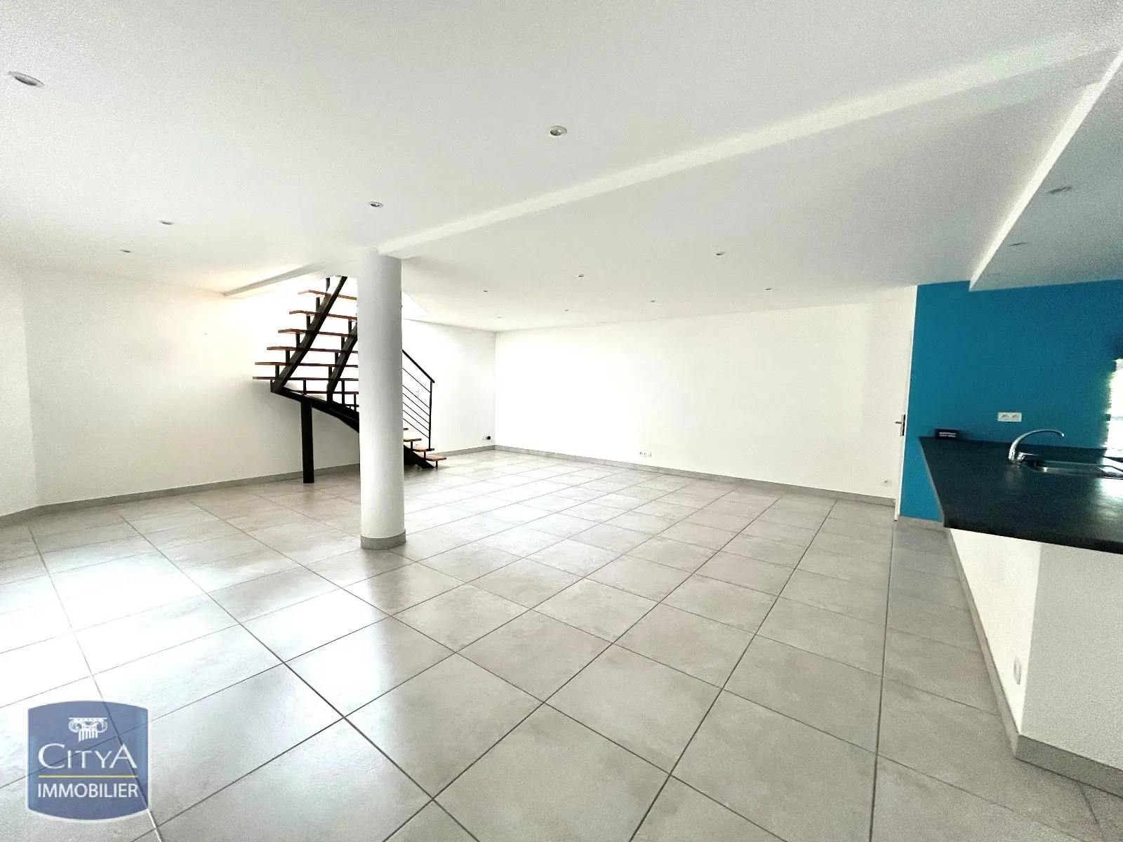 Photo 2 Maison 4 pièces 131.43m²