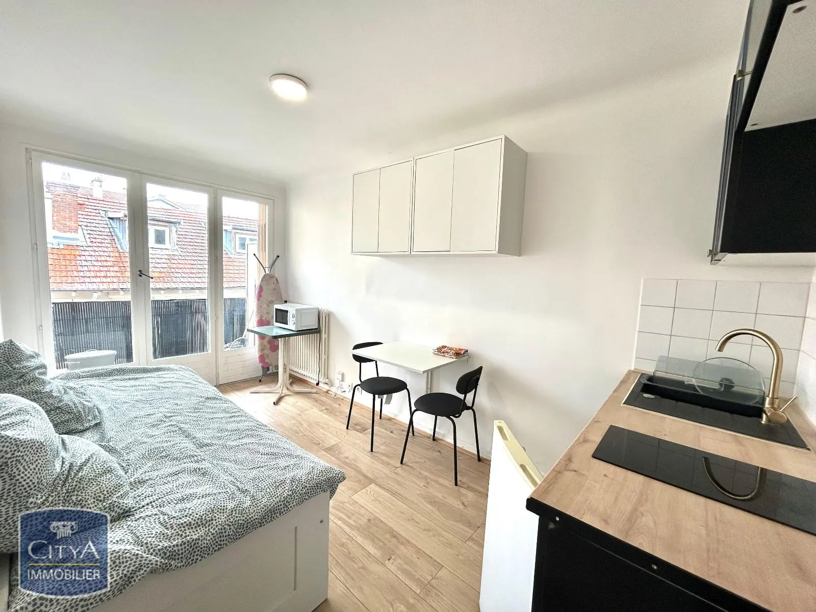 Photo 1 Appartement 1 pièce 13.48m²