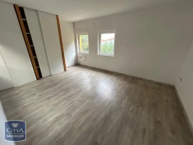 Photo 7 Local Commercial 376m²