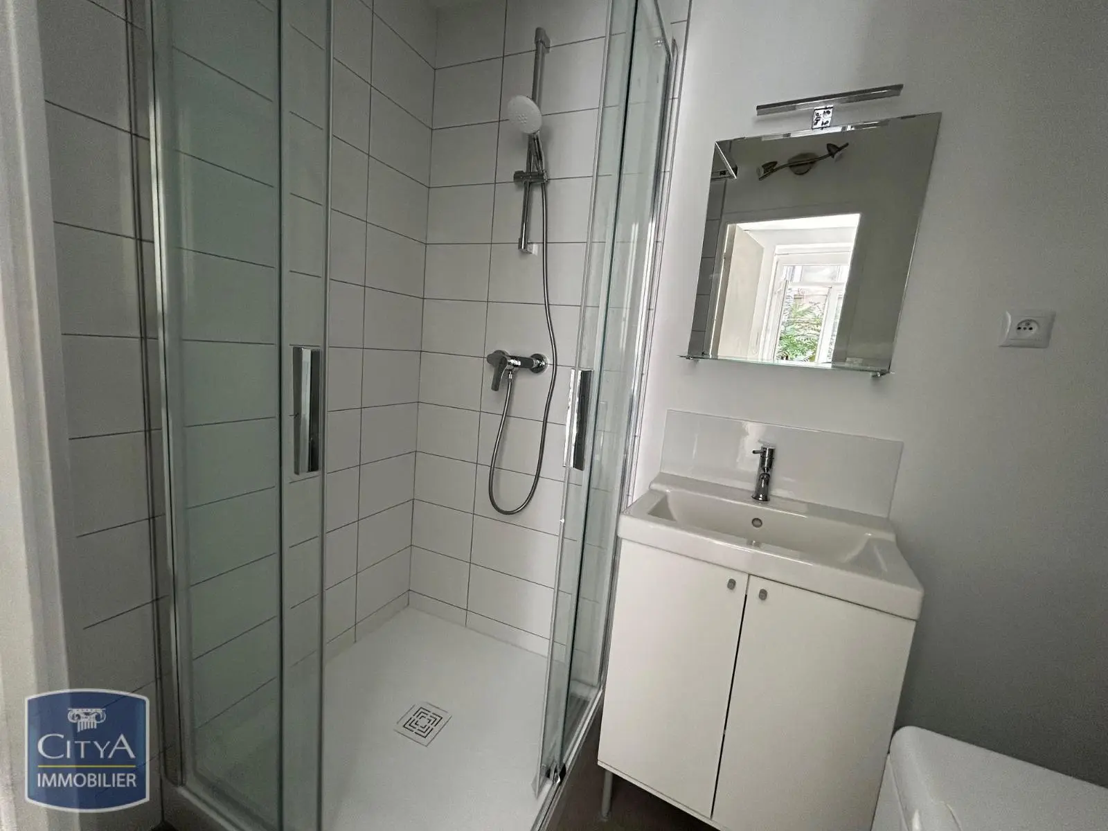 Photo 8 Appartement 1 pièce 27.57m²