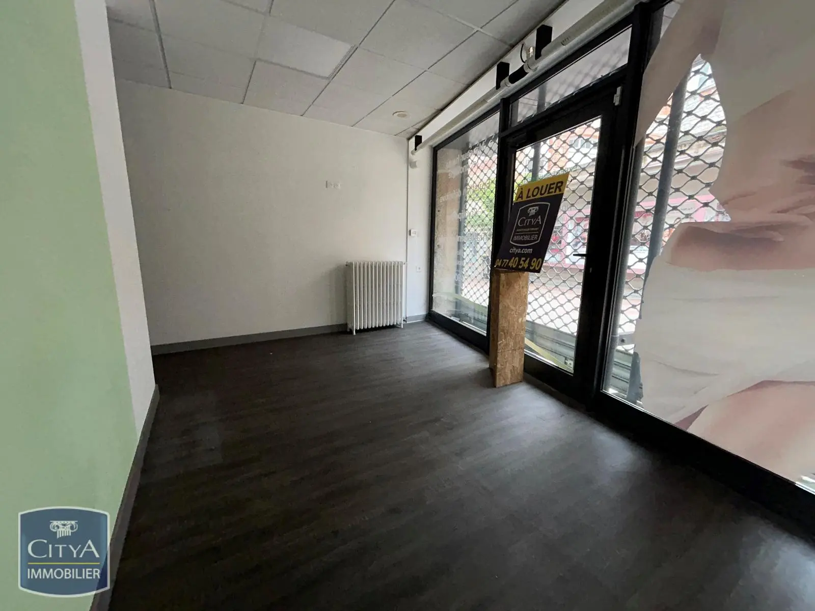Photo 2 Local Commercial 80m²