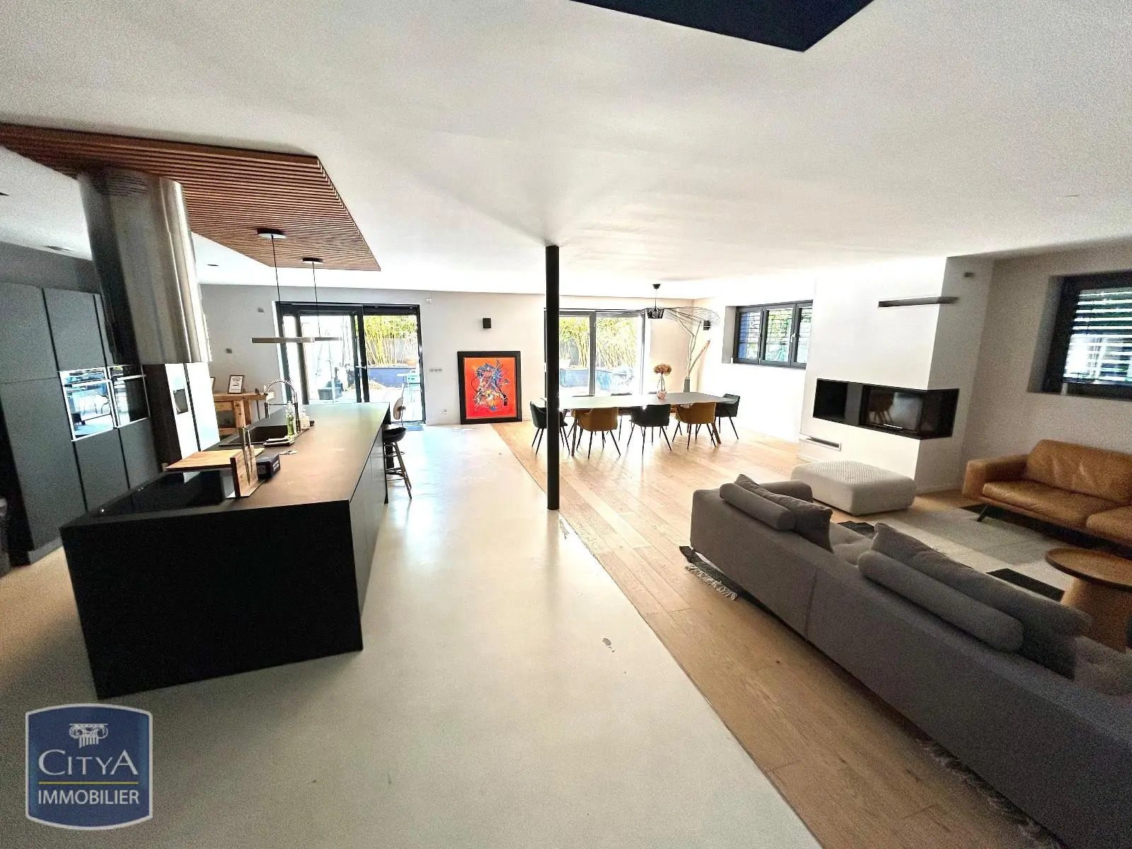 Photo 8 Maison 6 pièces 221.36m²