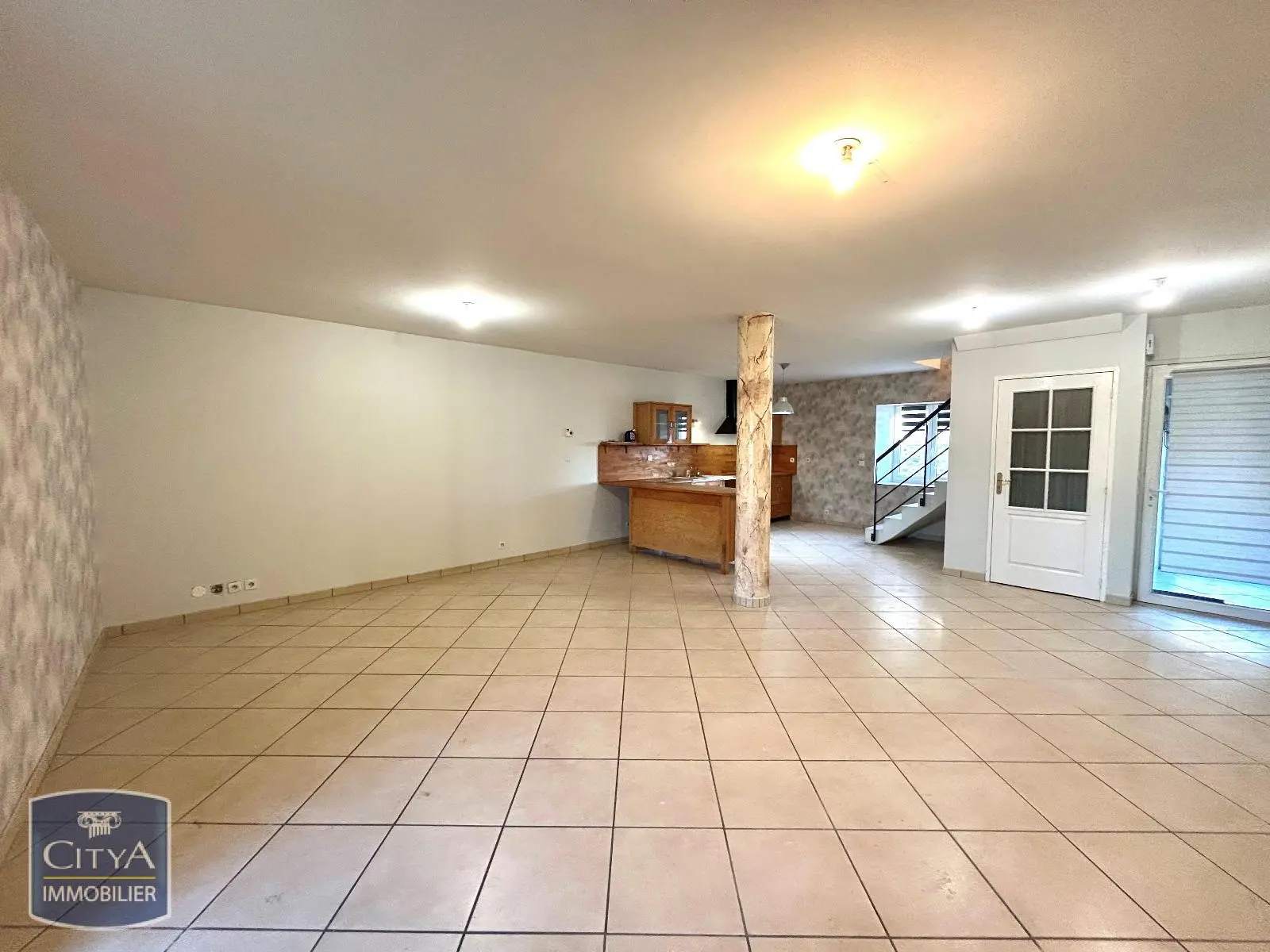 Photo 2 Appartement 5 pièces 95.51m²