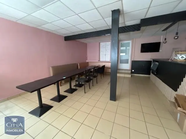 Photo 2 Local Commercial 105.11m²