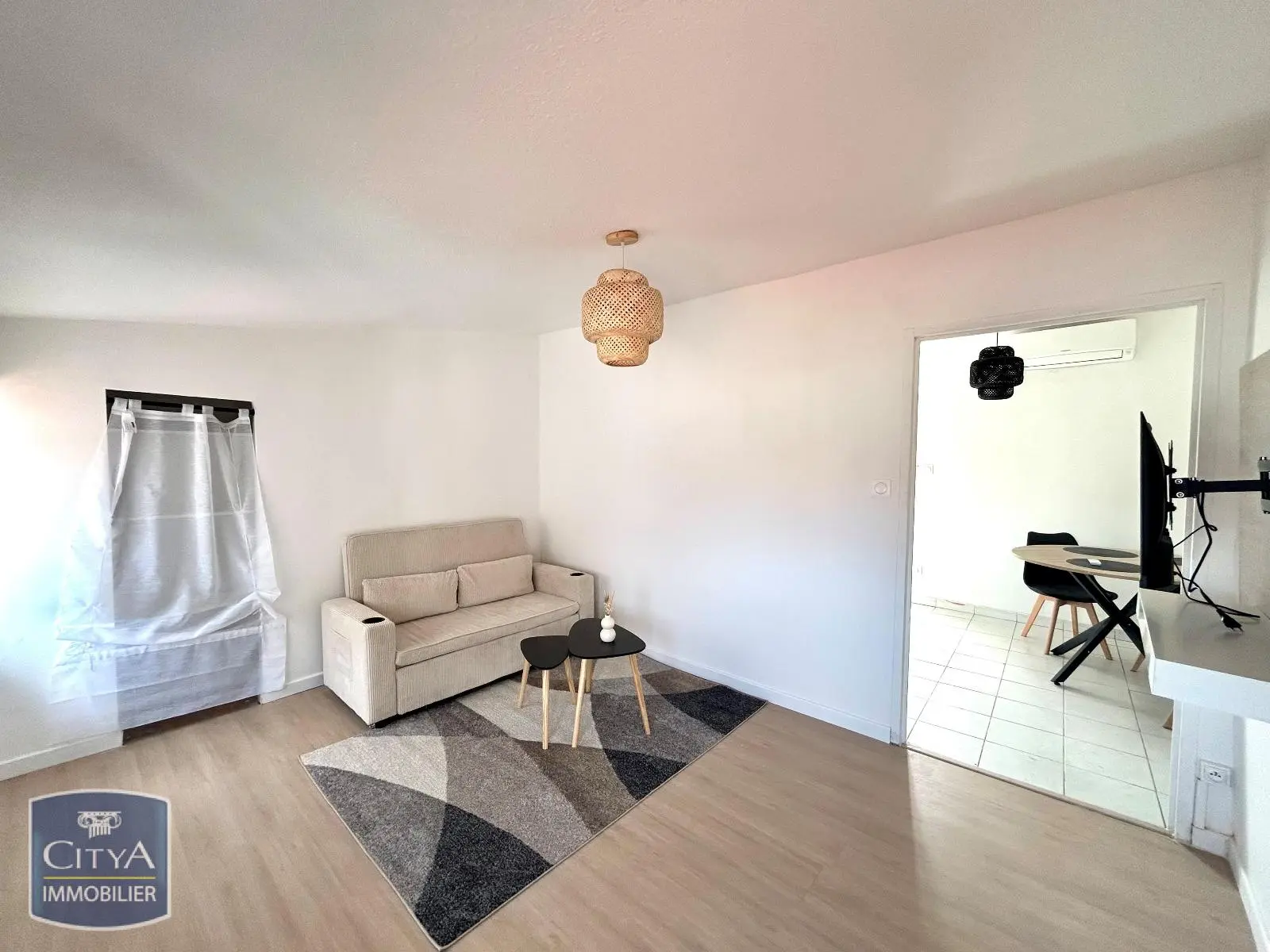 Photo 1 Appartement 1 pièce 23.36m²