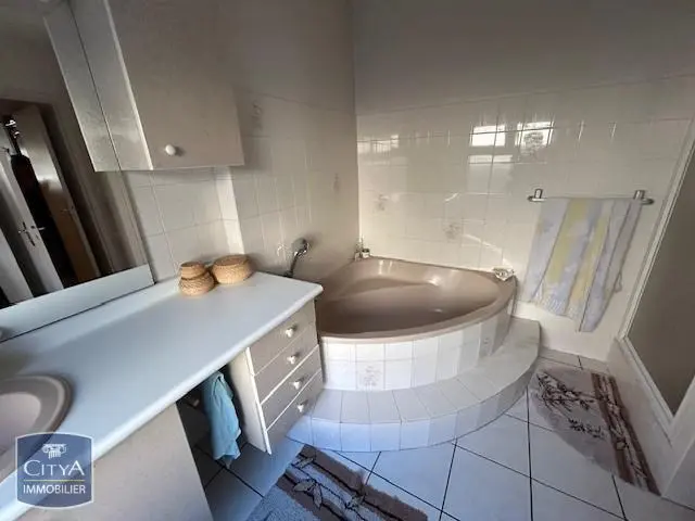 Photo 9 Appartement 4 pièces 99.86m²