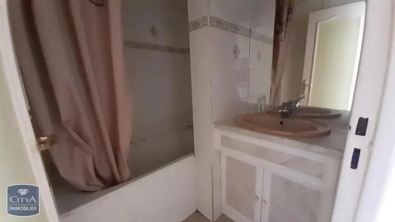 A LOUER T3 COURS FAURIEL