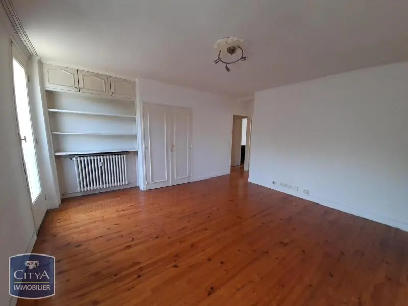 A LOUER T3 COURS FAURIEL