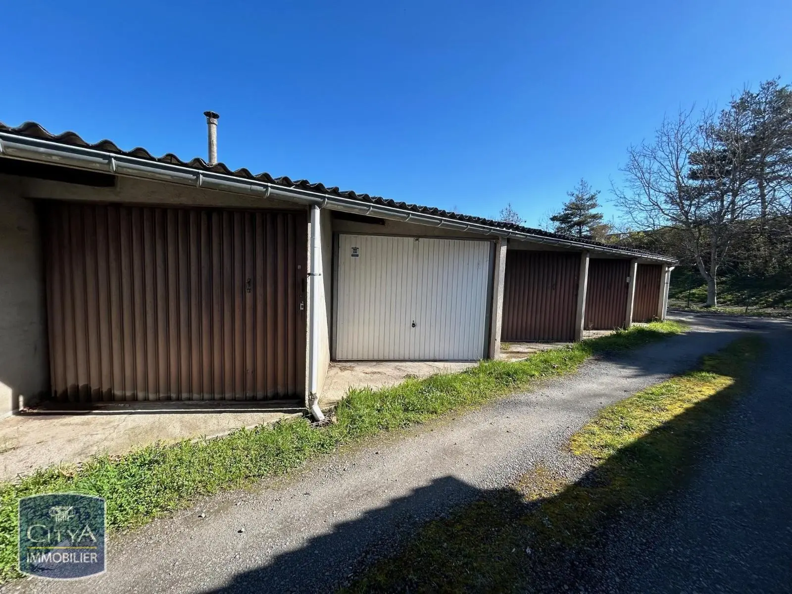 Photo 1 Parking 10m²