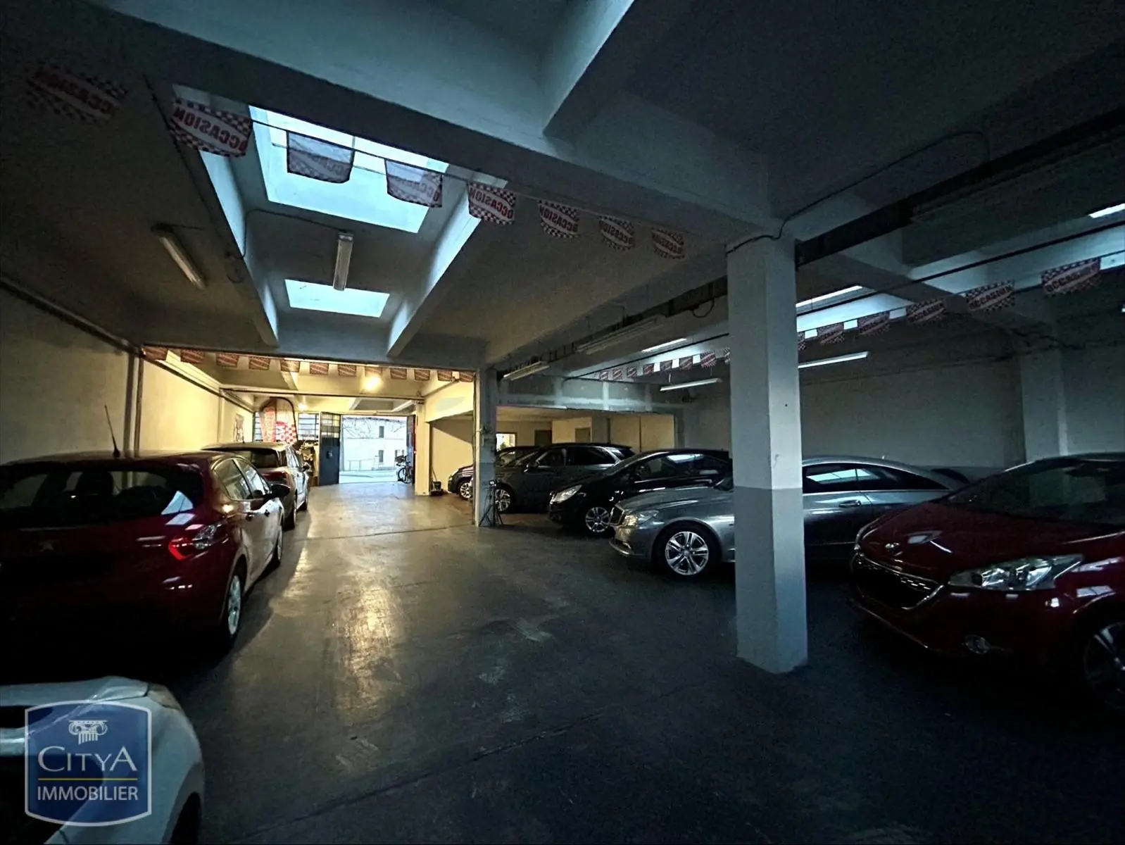 Photo 4 Local Commercial 266.81m²