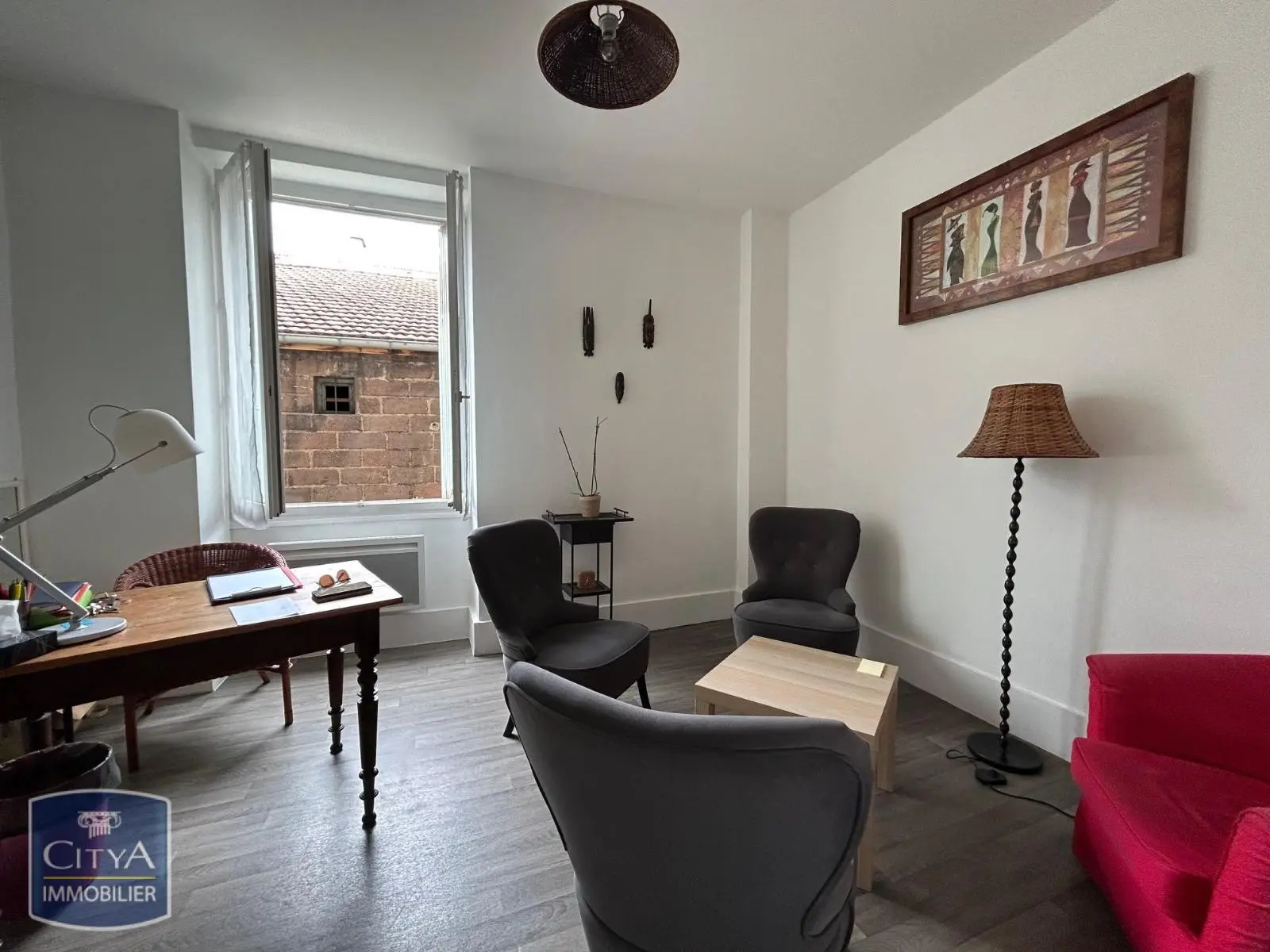 Photo 3 Local Professionnel 32m²