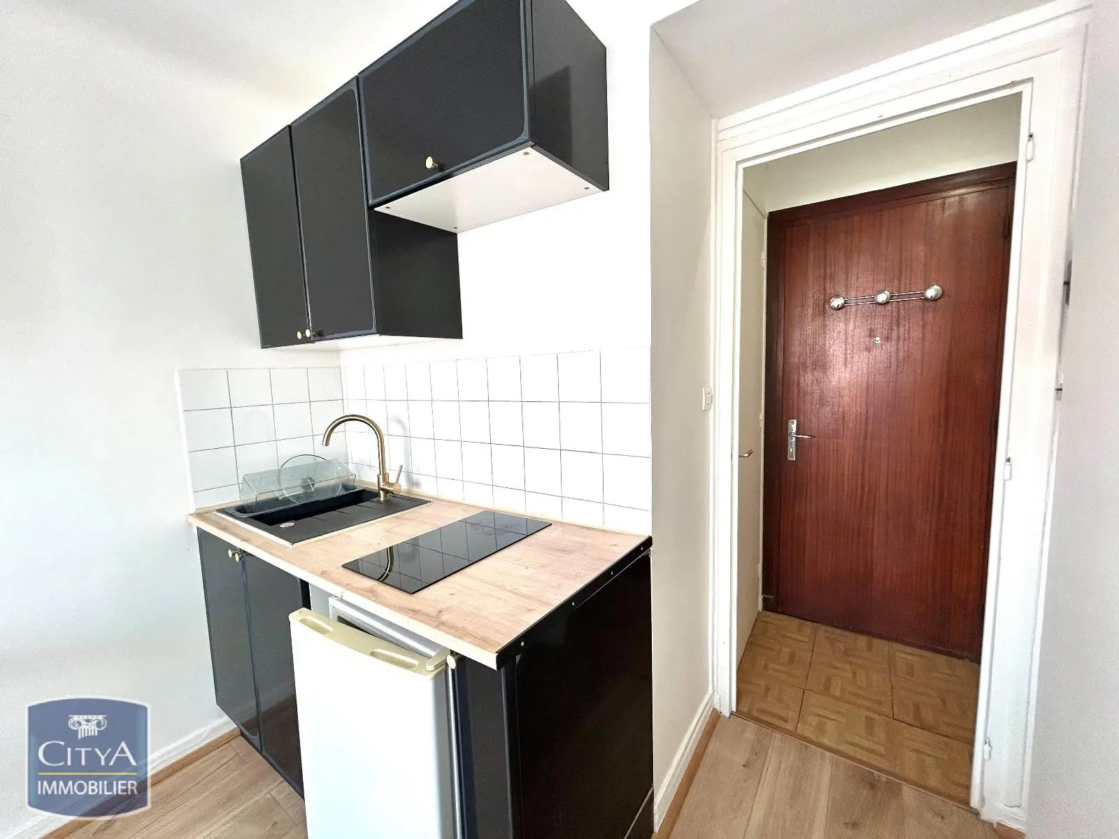 Photo 4 Appartement 1 pièce 13.48m²