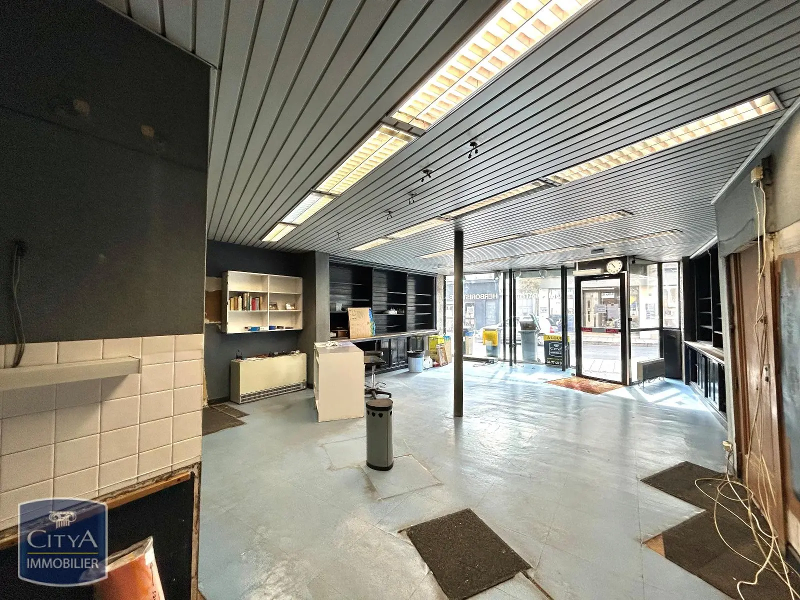 Photo 8 Local Commercial 91.03m²